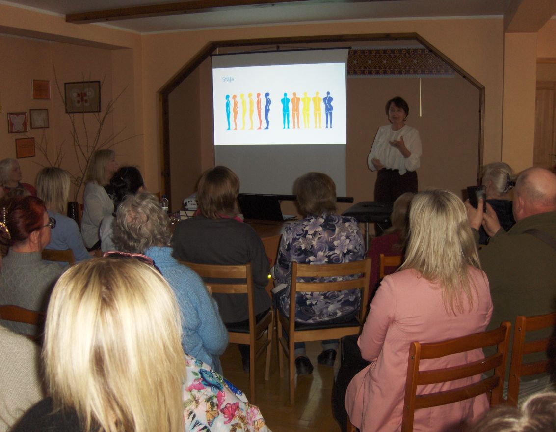 Tik&scaron;anās ar neiroloģi un manuālo terapeiti Anitu Djačenko