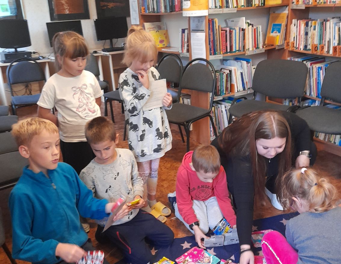 Skaļās lasī&scaron;anas nodarbība "Lasi un vērtē: Eju meklēt draugus"