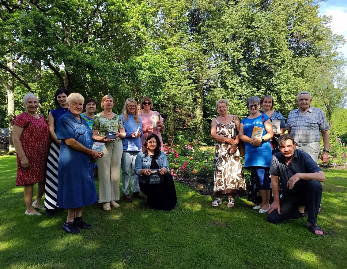 Lasītāju klubiņa tik&scaron;anās Vecumniekos