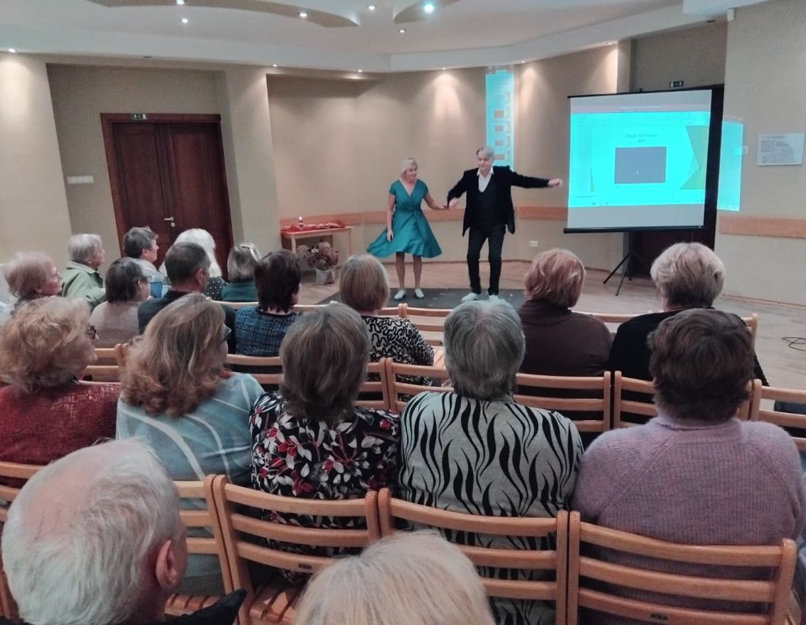 Aizvadīta sirsnīga un jauka pēcpusdiena brunavie&scaron;iem un viesiem