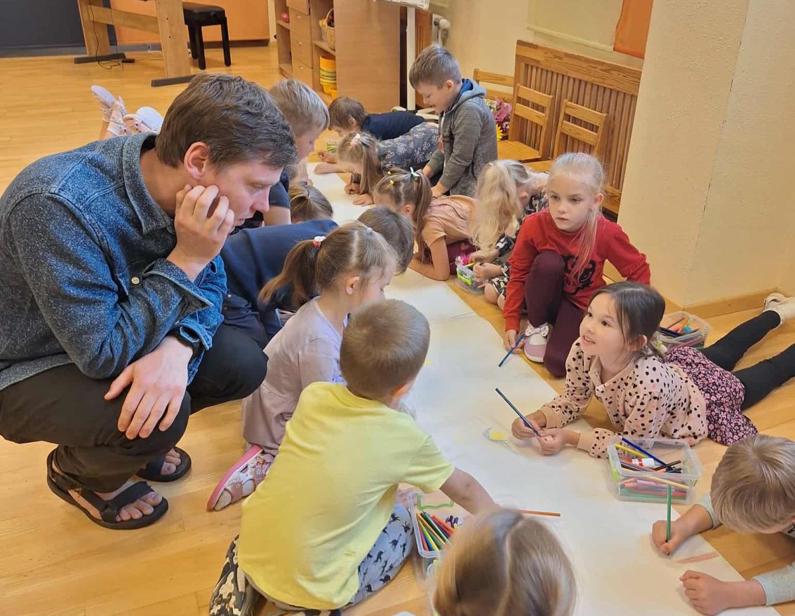 PII Mārpuķīte aizvadīta tik&scaron;anās ar dzejnieku Kri&scaron;jāni Zeļģi