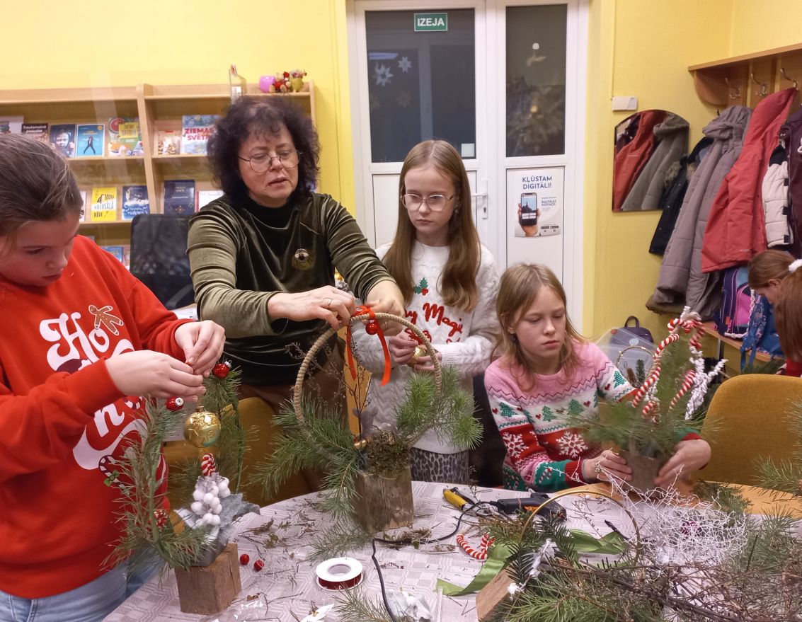 Kopīga darbo&scaron;anās rada svētku sajūtu