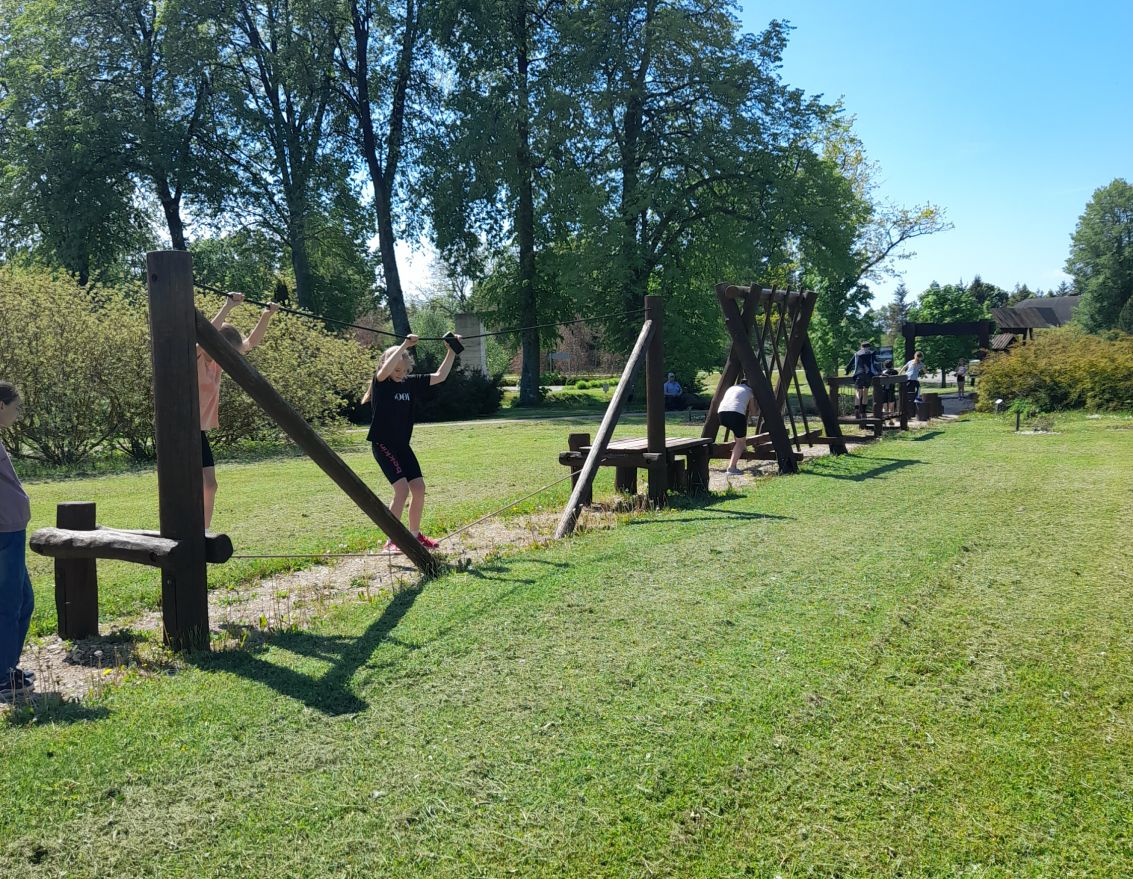 Lasi un iepazīsti Latviju!