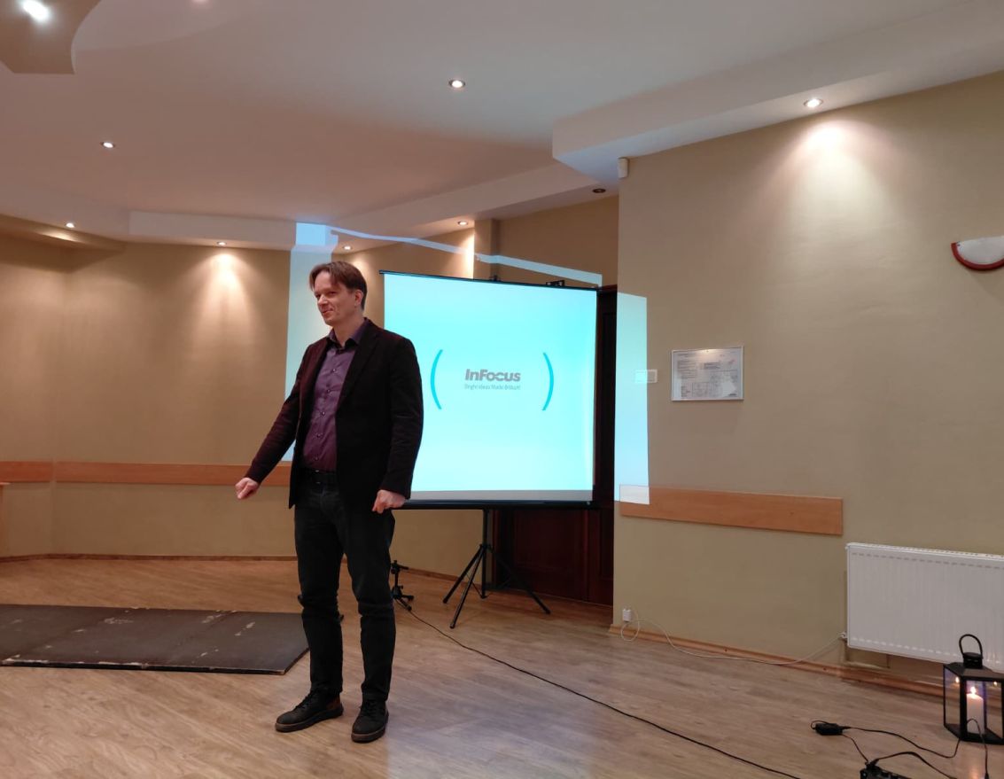 Aizvadīta sirsnīga un jauka pēcpusdiena brunavie&scaron;iem un viesiem