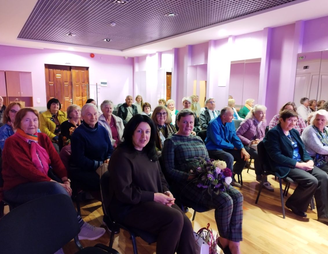 Tik&scaron;anās ar Lindu Mūrnieci