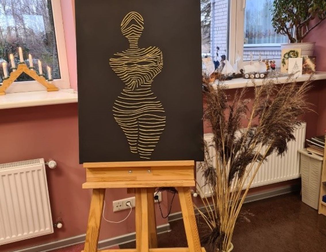 Olgas Ābeles veidotās gleznas Mūsas bibliotēkā