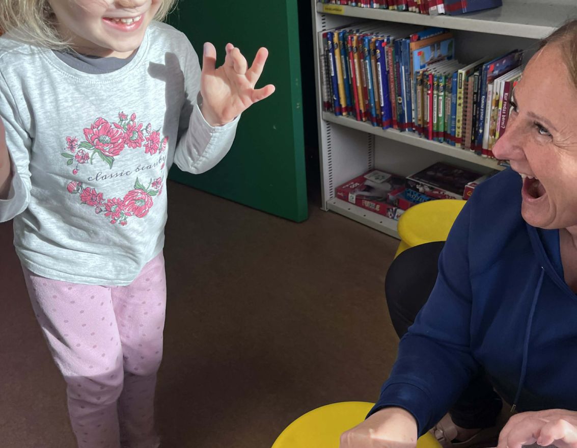 Rīta lasī&scaron;anas prieki bibliotēkā