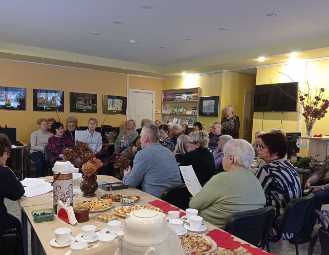 Grāmatas "No Latgales līdz Mēmeles lokiem" svinīga atvēr&scaron;ana Jauncodes bibliotēkā