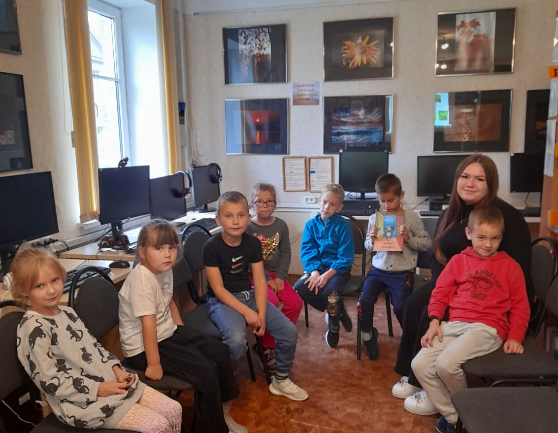 Skaļās lasī&scaron;anas nodarbība "Lasi un vērtē: Eju meklēt draugus"