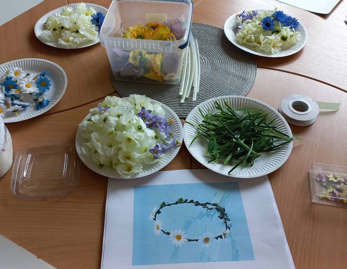 Rado&scaron;ā darbnīca "Veidojam Līgo vainadziņus"