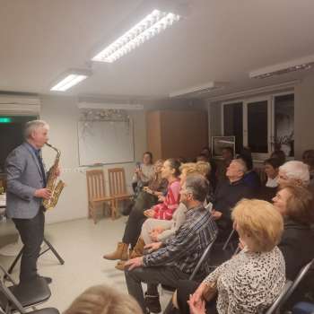 Tik&scaron;anās ar saksofonistu Raivo Sta&scaron;ānu