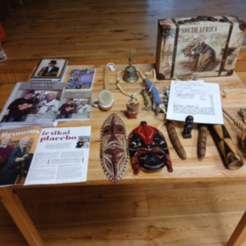 "Par &scaron;amaņiem un tautas dziedniekiem dažādās pasaules valstīs" - tik&scaron;anās ar Pēteri Strubergu