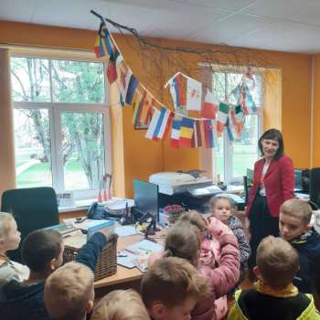 Aktivitātes Eiropas dienas ietvaros Vecumnieku pagasta bibliotēkā 