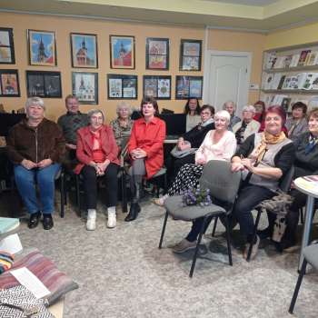 Aizvadīta tik&scaron;anās ar Kristīni Pīkenenu