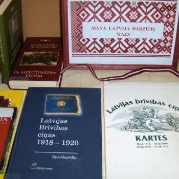 Patriotiska izstāde Bārbeles bibliotēkā