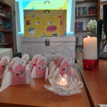 Skaļās lasī&scaron;anas nodarbība "Lasi un vērtē: Ceļotājs čemodāns"