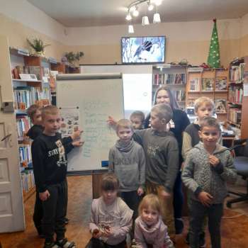 Skaļās lasī&scaron;anas nodarbība Vecsaules pamatskolas 1. klasei 