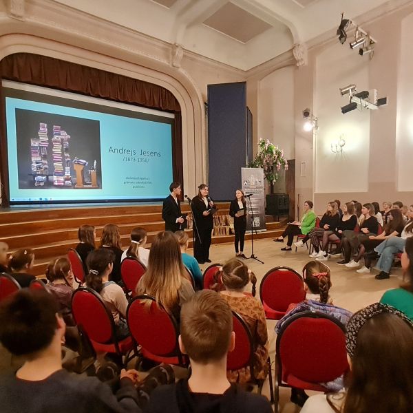 Īsgrāmatiņu konkurss 