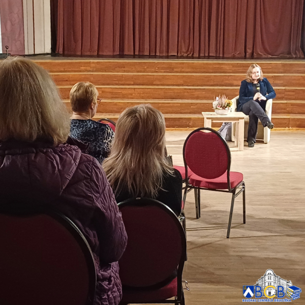 Tikšanās ar Daci Deniņu