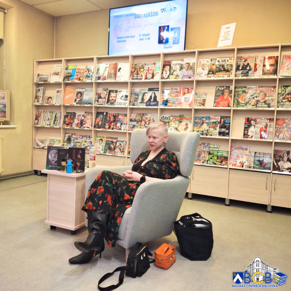 Tikšanās ar Daci Rukšāni 