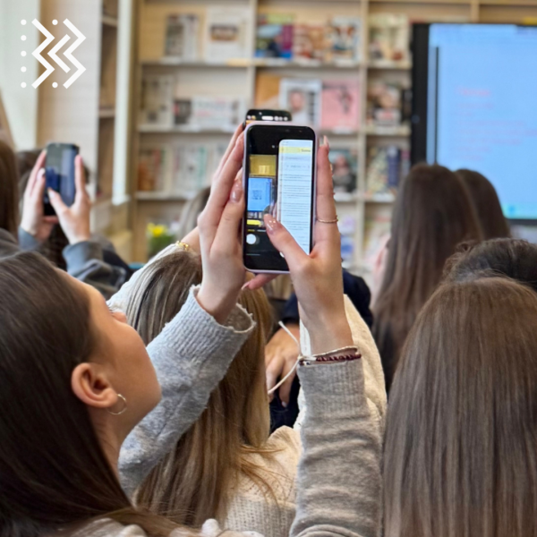  Internetā droši: Kritiskā domāšana un digitālās prasmes. 