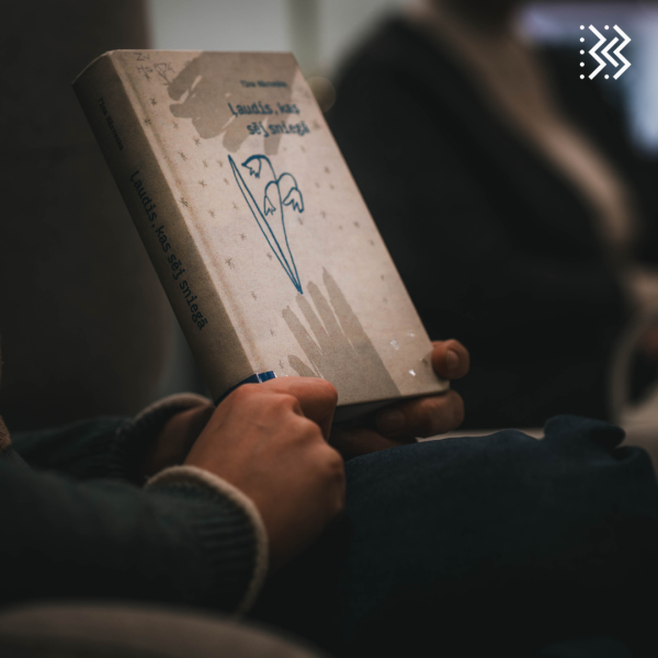 Grāmatu kluba tikšanās decembrī