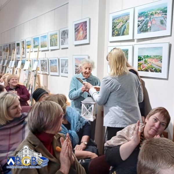 Tikšanās ar Inesi Zanderi