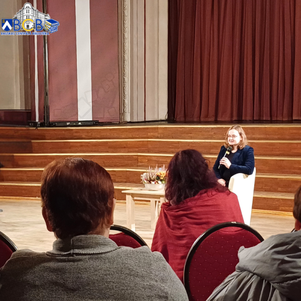 Tikšanās ar Daci Deniņu