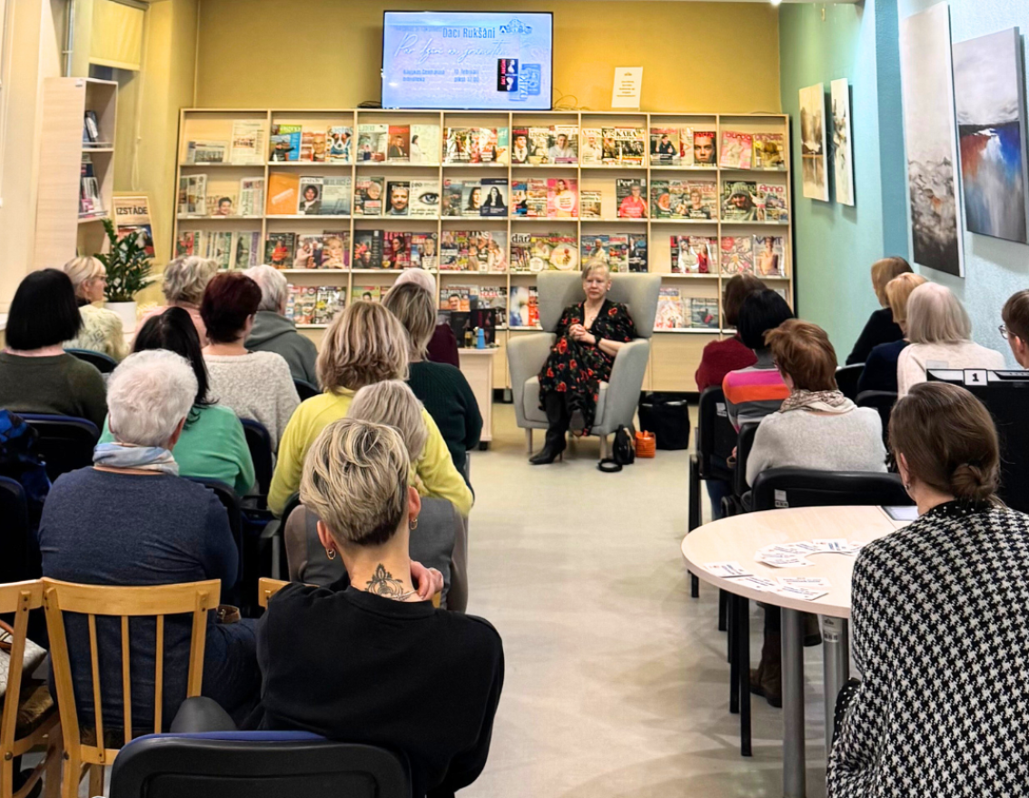 Tikšanās ar Daci Rukšāni 