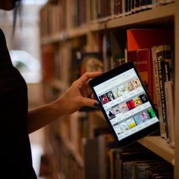 Se&scaron;u gadu jubileja 3td e-grāmatu bibliotēkai